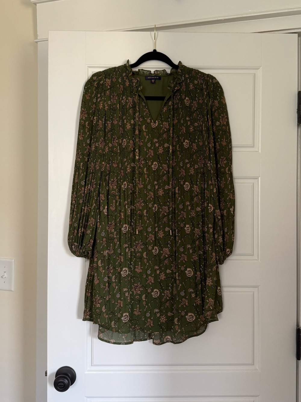 Green minidress